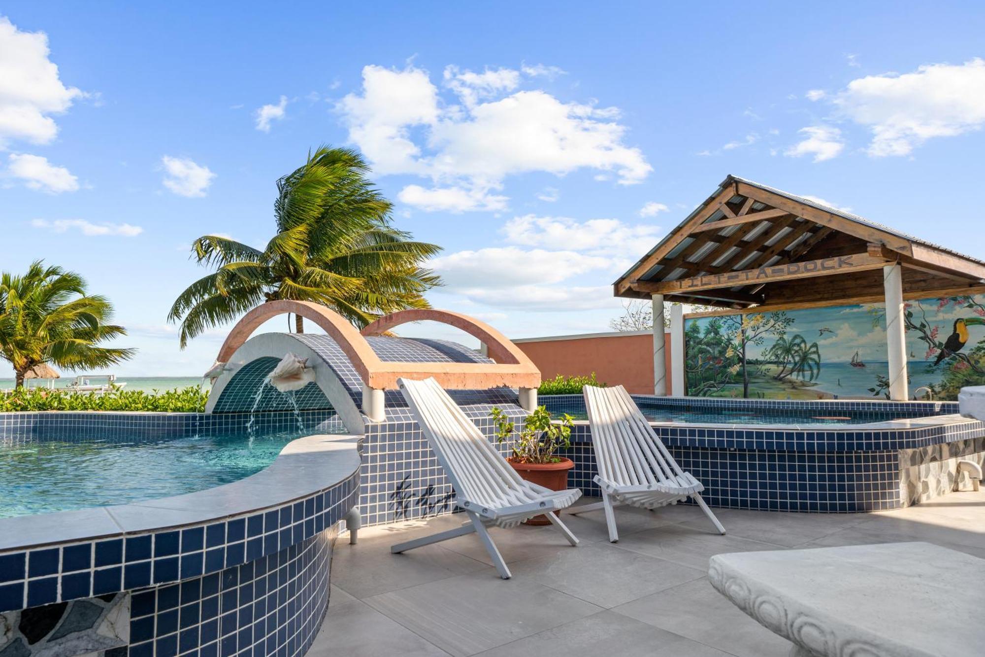 Tilt-Ta-Dock Resort Belize Corozal Exterior photo