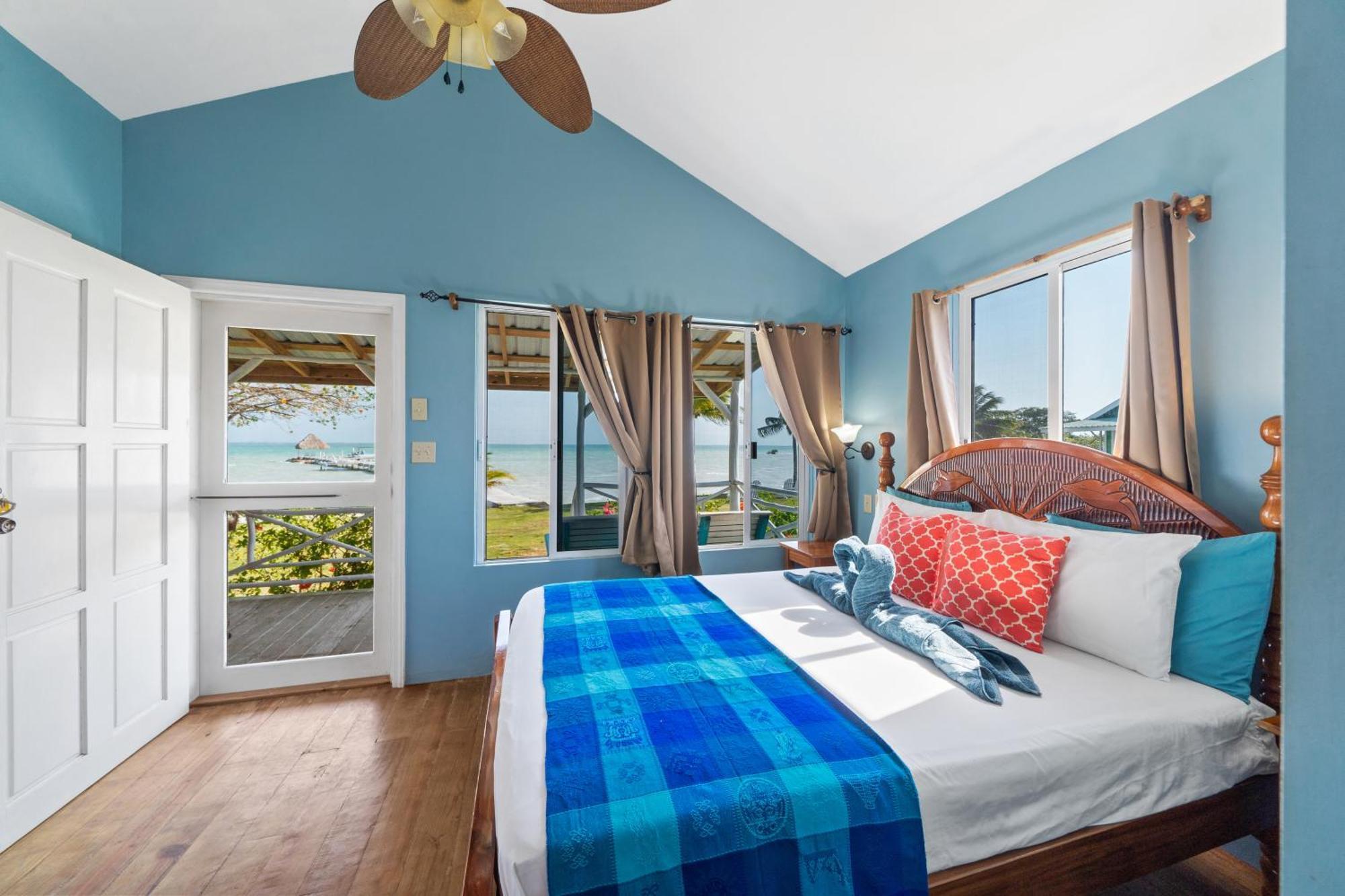 Tilt-Ta-Dock Resort Belize Corozal Exterior photo